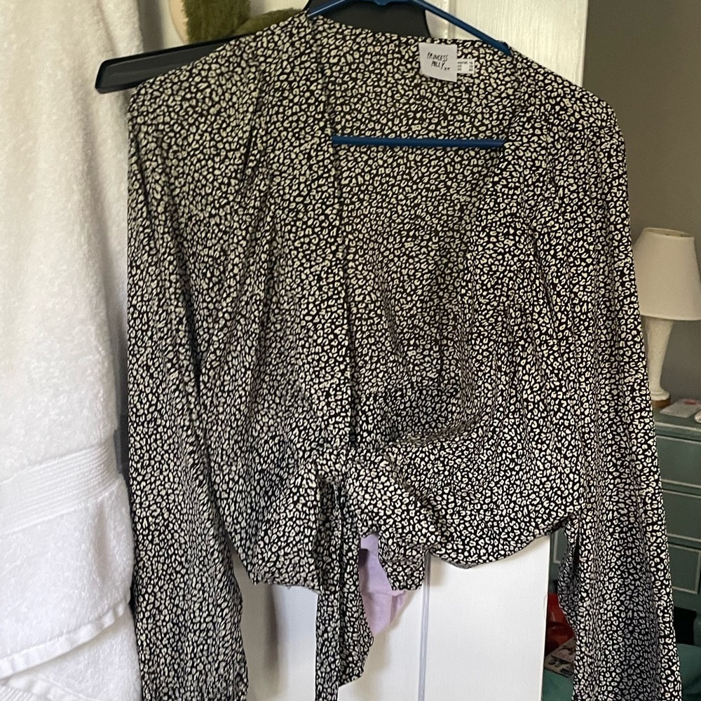Princess Polly Tie Top Size 12